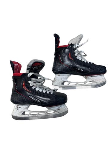 Used Bauer 3X PRO SKATES SZ5 Senior Hockey Skate Senior 5 11835-S000209821