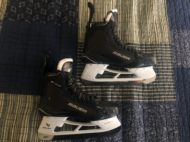 2024 Bauer Supreme Shadow Hockey Skates 10.5 (Used)