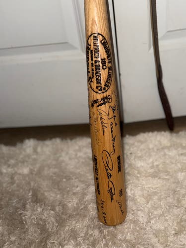 Louisville Slugger