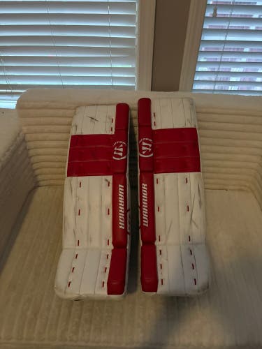 28" 2023 Warrior Ritual G3 Goalie Leg Pads (New)