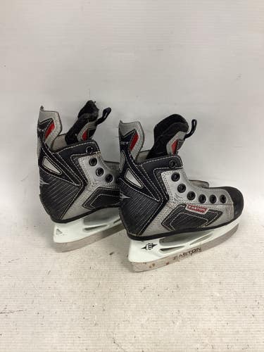Used Easton SE2 Youth Hockey Skate Youth 09.0 11851-S000048712