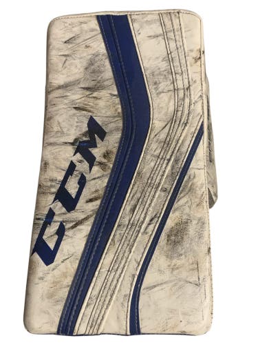 CCM Premier R1.9 Intermediate Goalie Blocker