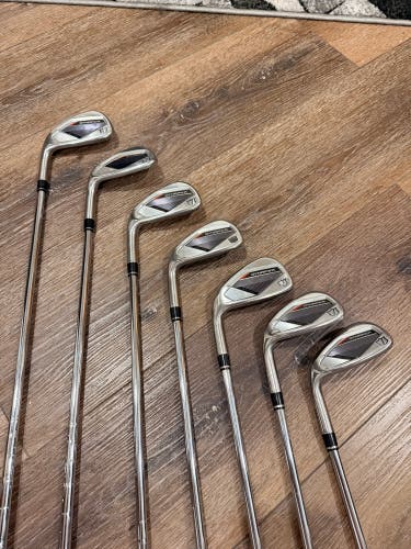 2025 Wilson DynaPower Left Hand Iron Set (7 Clubs) #5 - #9, PW, GW