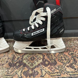 Black 2018 Bauer NS Hockey Skates Regular Width Size 2 (New)