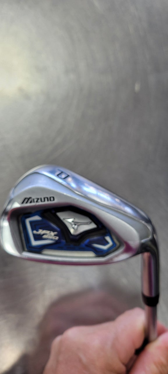 Used Mizuno JPX 850 Golf Wedge Mens RH Pitching Wedge 11497