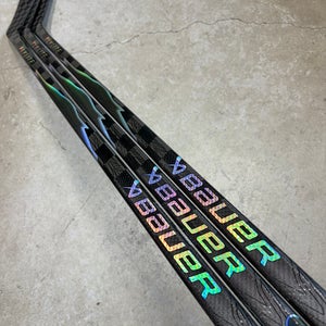 3 PACK 77 Flex P28M Senior Bauer Flylite Right Hand Hockey Stick NCAA Pro Stock (New)
