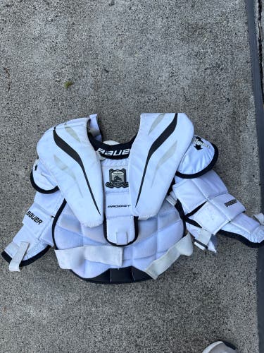 Small / Medium Bauer Prodigy Goalie Chest Protector (Used)