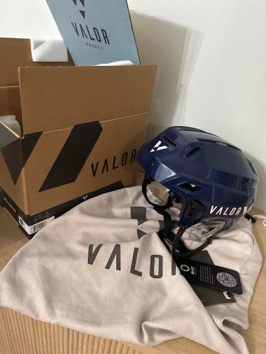 Medium Helmet (New)