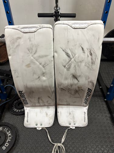 Medium Bauer Supreme Shadow Goalie Leg Pads (Used)