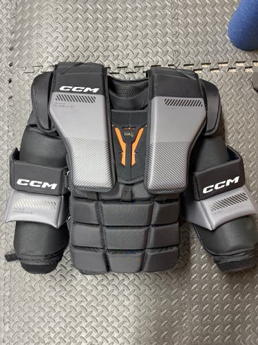 Large CCM Pro Spec Goalie Chest Protector (Used)