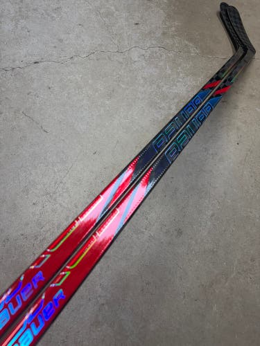 2 PACK 77 Flex P92M Senior Bauer Tracer Left Hand Hockey Stick Pro Stock NHL (New)