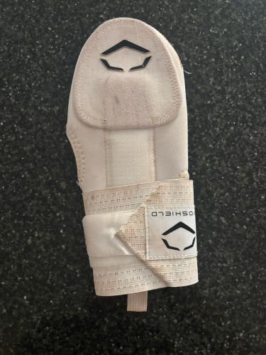 White Senior EvoShield Sliding Mitt (Used)