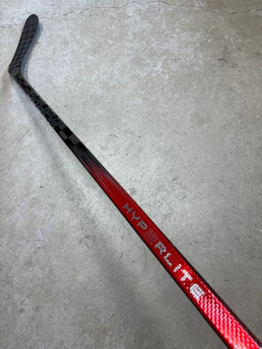 77 Flex P28 Senior Bauer Vapor Hyperlite2 Right Hand Hockey Stick (New) Pro Stock