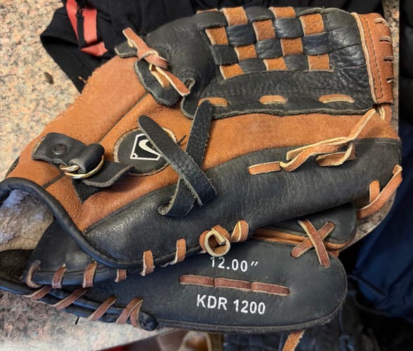 1998-2003 Nike Keystone KDR 1200 RH pitcher/Utility Baseball Glove 12" (Used)