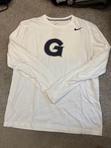 White XL Men's Nike Shirt (Used)