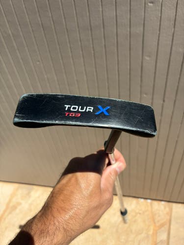 Junior Tour Blade Right Handed Putter Steel 34.5" (Used)