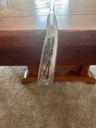 Men's Wilson 4 iron Right Handed Steel Shaft (Used)