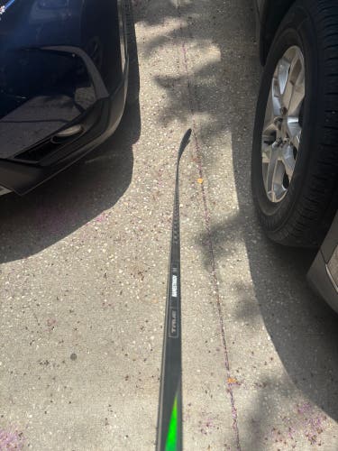 Senior True Catalyst 9x Left Hand Hockey Stick P28 80 Flex Pro Stock (Used)