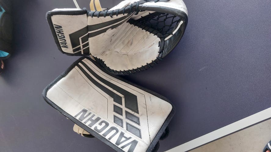 Vaughn youth glove and blocker combo (Used)