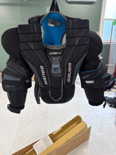 XL Bauer GSX Goalie Chest Protector (Used)