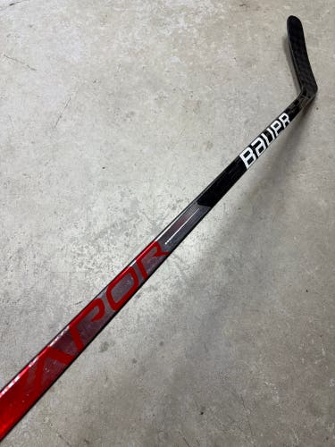 77 Flex P88M Senior Bauer Vapor Hyperlite Left Hand Hockey Stick (New) Pro Stock