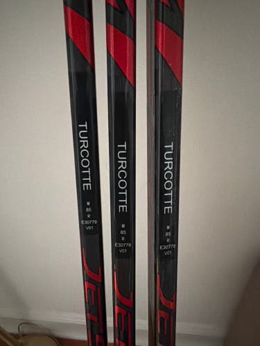 Senior CCM JetSpeed FT4 Pro Left Hand Hockey Stick P28 85 Flex Pro Stock (New)