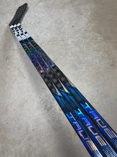 3 PACK P92 75 Flex MARNER Senior True Hzrdus 9x4 Right Hand Hockey Stick Pro Stock (New)