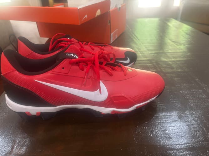 Red Men's Size M 12.0 (W 13.0) Adult Nike Trout Low Top Molded Cleats (New)