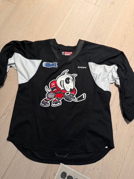 Black Size 56 Men's CCM Jersey (Used)