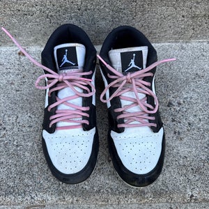 Unisex Size M 9.0 (W 10.0) Air Jordan Low Top Molded Cleats (Used)
