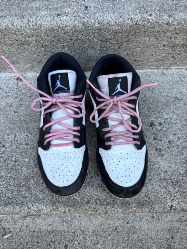 Unisex Size M 9.0 (W 10.0) Air Jordan Low Top Molded Cleats (Used)