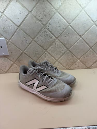 New Balance 4040v7 Turf Shoes Gray Size 11