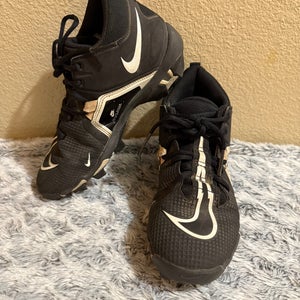 Unisex 3.5Y (Big Kids / Youth) Nike ALPHA High Top Molded Cleats (Used)