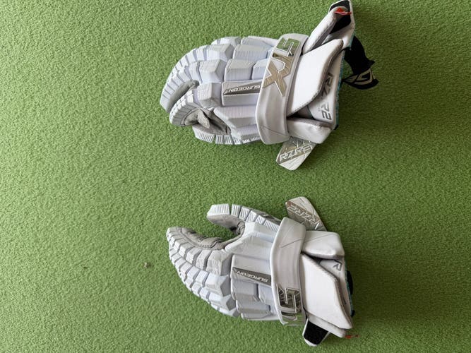 STX Surgeon RZR2 Lacrosse Gloves (Used)