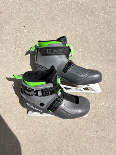 Bauer Konekt HF2 Hockey Goalie Skates Size 5 (Used) read description