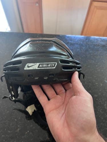Bauer NBH5500M Hockey Helmet - Medium (Used)