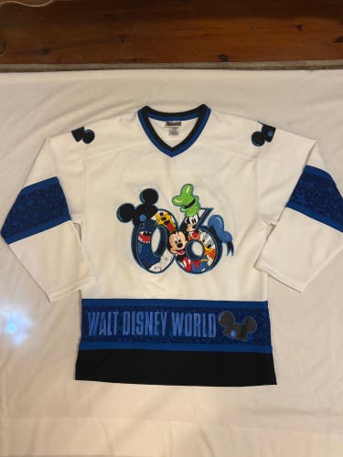 Vintage Walt Disney World 2006 Embroidered Hockey Jersey Adult Small