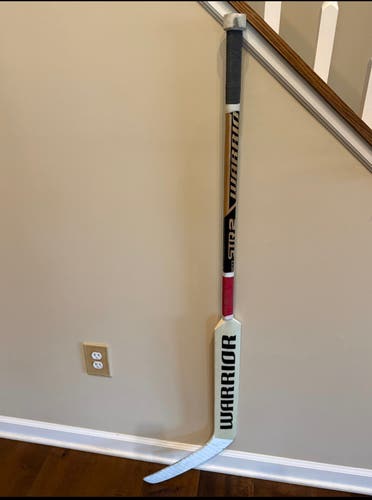 Youth Warrior Swagger STR2 Regular Goalie Stick 19" Paddle (Used)