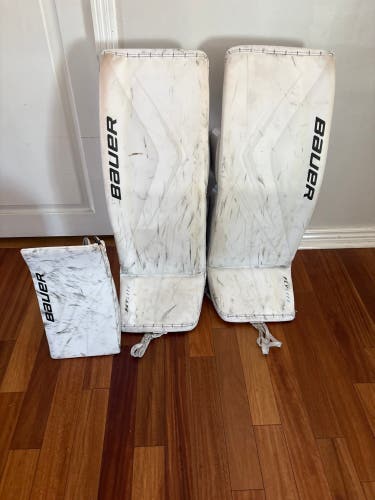 34" 2025 Bauer Flylite Regular Goalie Full Set (Used)