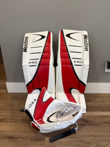 33" 2025 CCM EFlex 7.9 H10 Regular Glove and Pads Set (Used)