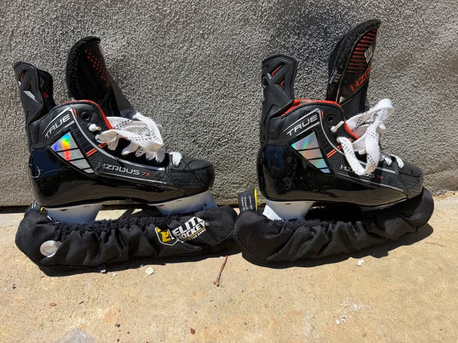 2023 True HZRDUS 7x Hockey Skates Regular Width Size 3.5 (Used)