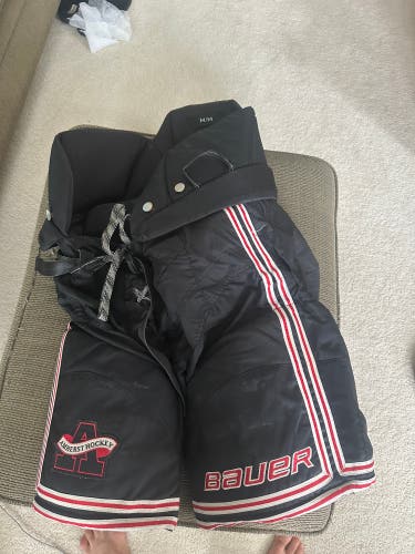 Men's Senior Medium Bauer Hockey Pants (Used)