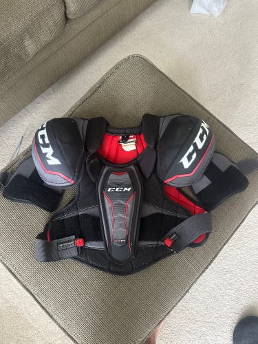 Men's Small / Medium Senior CCM JetSpeed FT370 Shoulder Pads (Used)