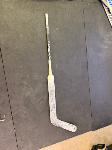 Intermediate Bauer Vapor 3X Regular Goalie Stick 24" Paddle (Used)