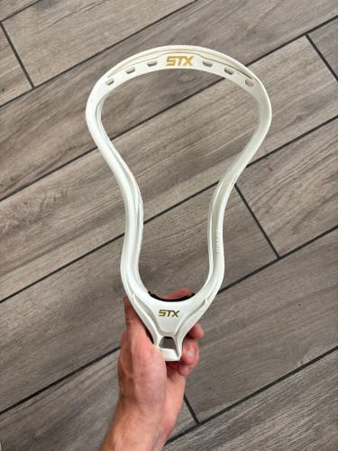 STX Stallion 700 Unstrung Head (Used)