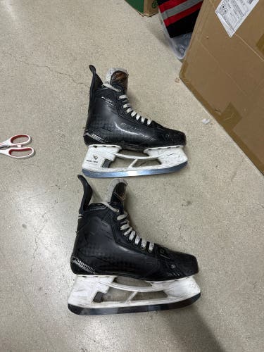 2024 Bauer Supreme Shadow Hockey Skates 7 (Used)