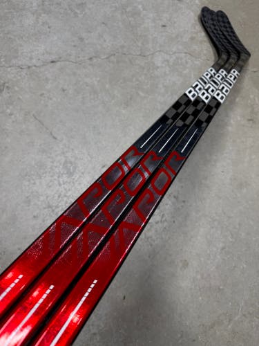 3 PACK 87 Flex P28 Senior Bauer Vapor Hyperlite Left Hand Hockey Stick (New) Pro Stock