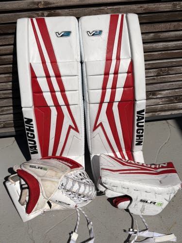 35" Vaughn Velocity V9 Pro Senior Regular Goalie Full Set (Used)