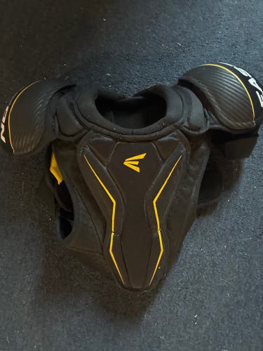 Medium Junior Easton Stealth 75S Shoulder Pads (Used)