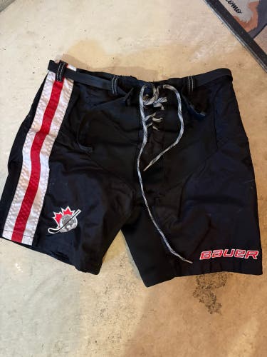 Black Small Bauer Nexus Pant Shell (Used)